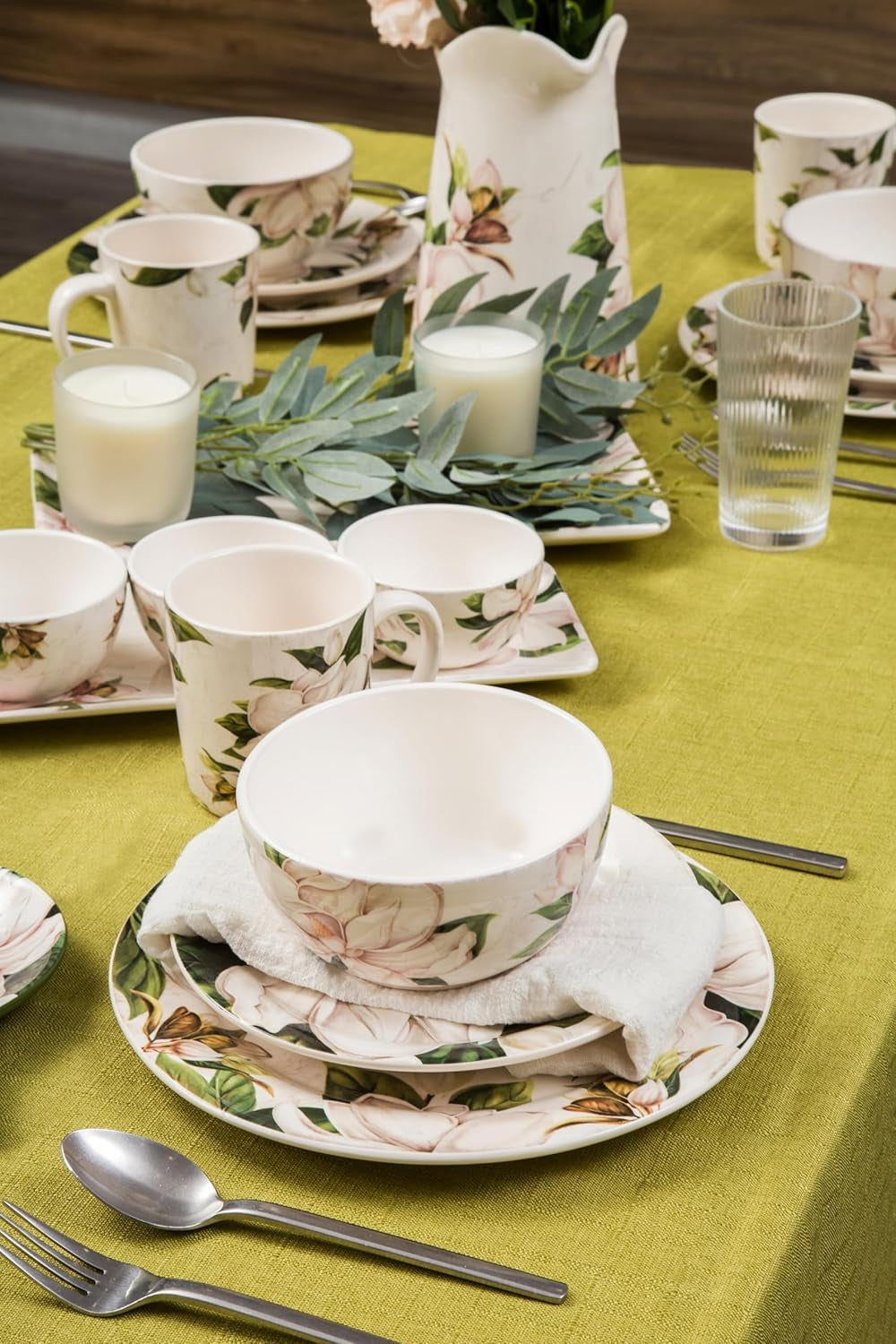 Magnolia Floral Salad Plates Set of 4, 8.75 Inch Ceramic Dessert Plates 